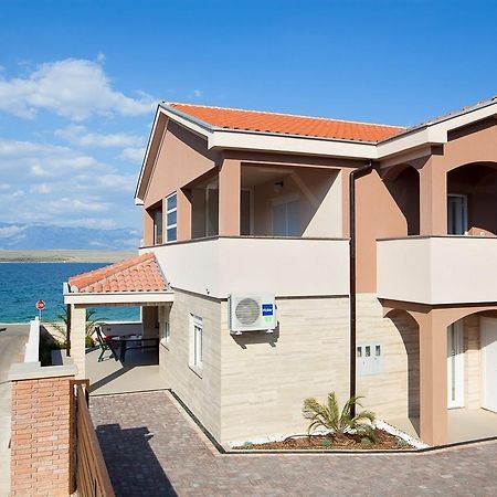 Apartments Vista วีร์ ภายนอก รูปภาพ