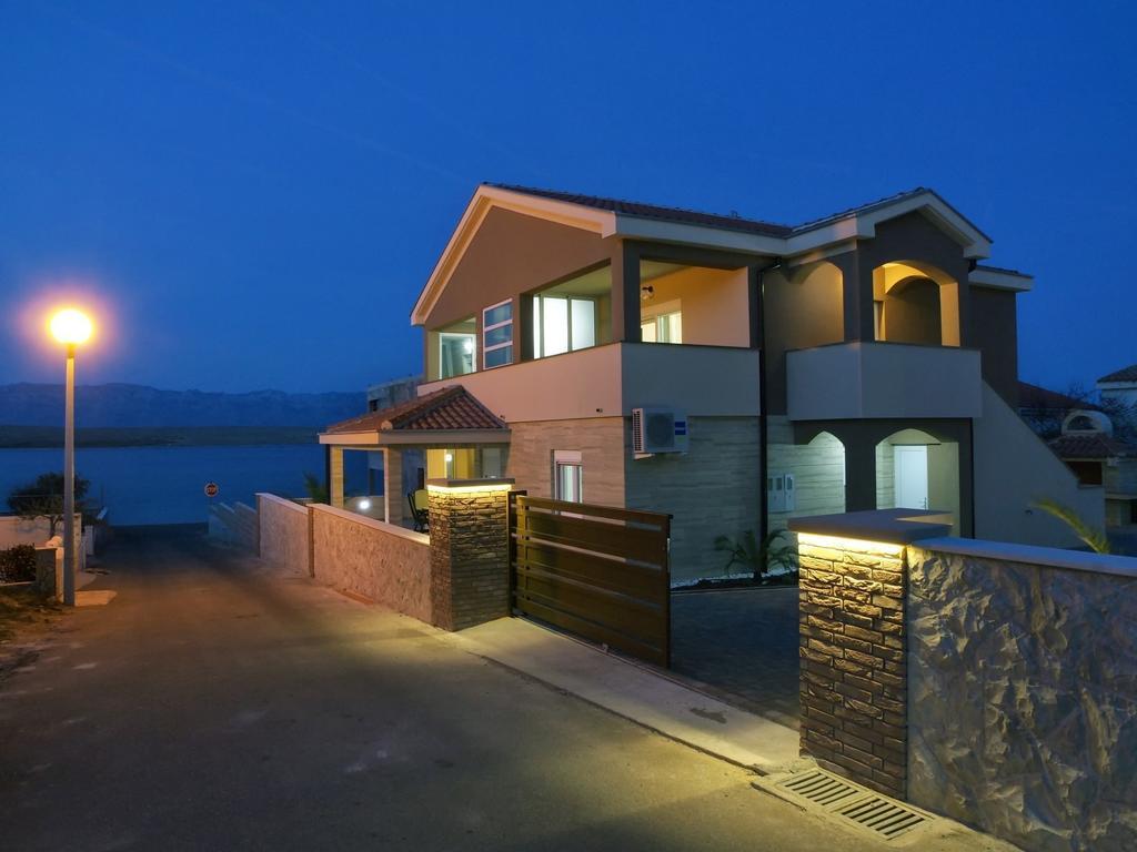 Apartments Vista วีร์ ภายนอก รูปภาพ