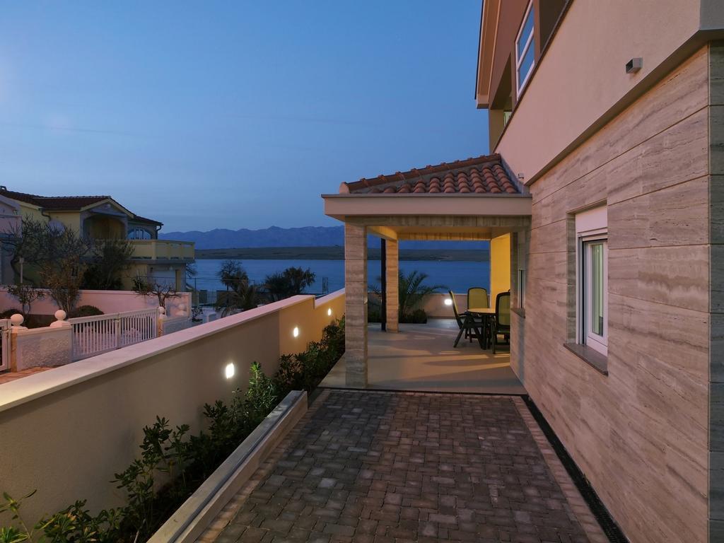 Apartments Vista วีร์ ภายนอก รูปภาพ