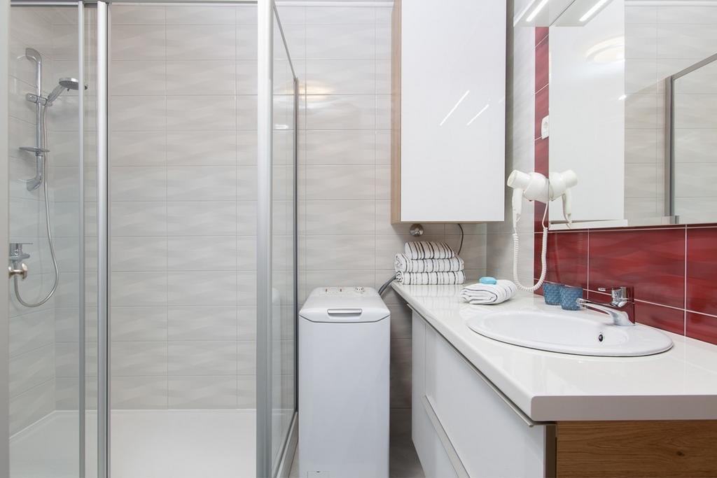 Apartments Vista วีร์ ภายนอก รูปภาพ