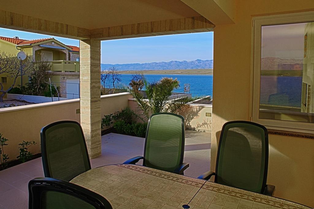 Apartments Vista วีร์ ภายนอก รูปภาพ