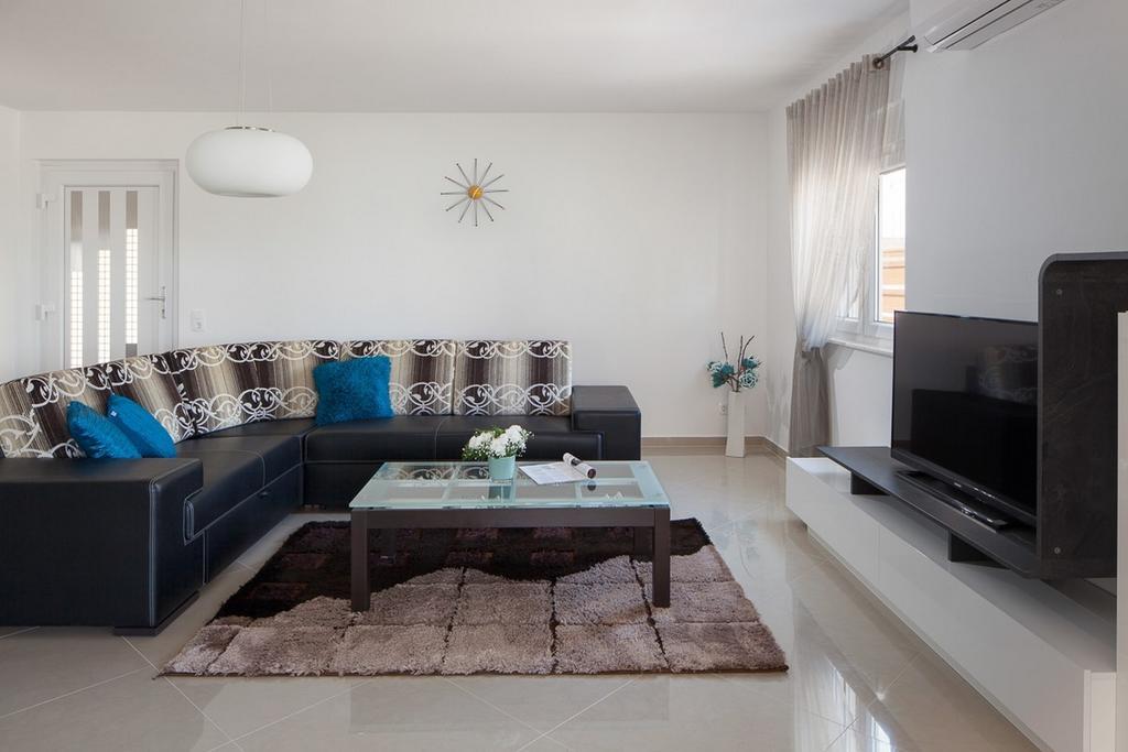 Apartments Vista วีร์ ภายนอก รูปภาพ