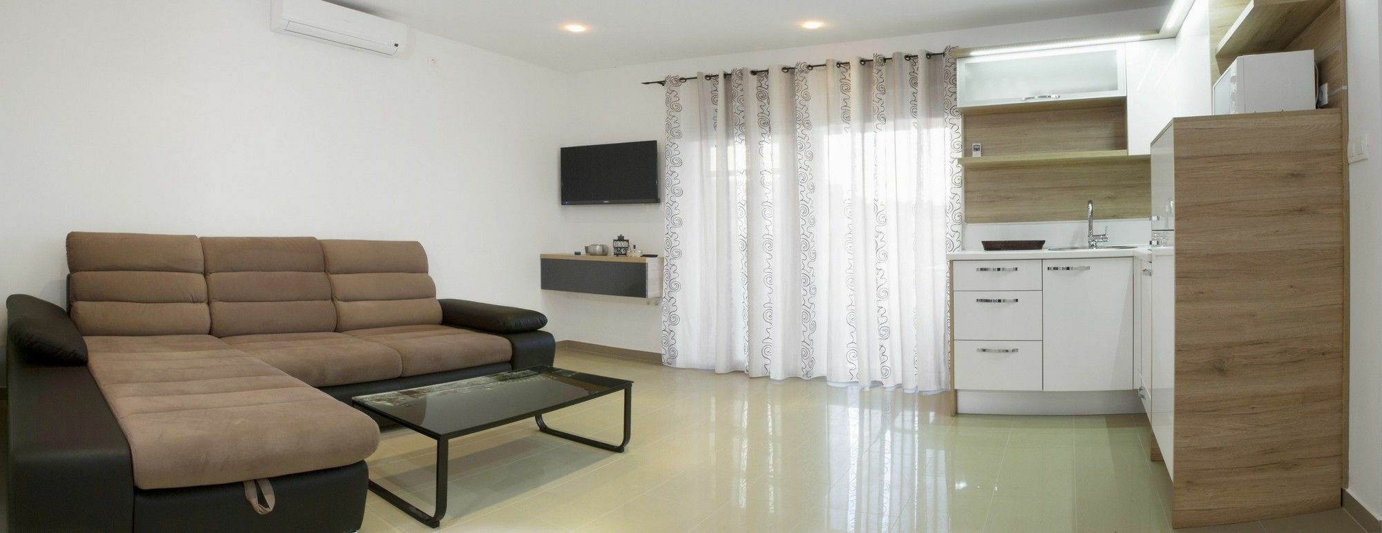 Apartments Vista วีร์ ภายนอก รูปภาพ